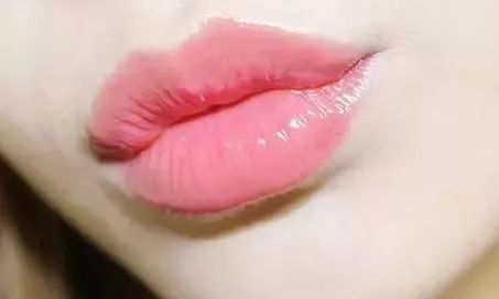 甜美嘟嘟唇这样打造就行~ 图片-7