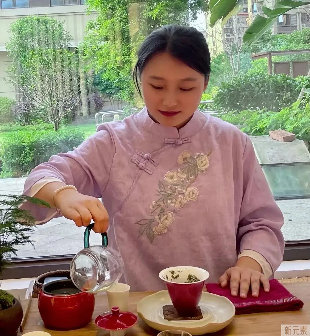 寒门出才女 海峡助学梦——莆田海峡医疗美容医院资助郭丽霜升本学费 图片-5