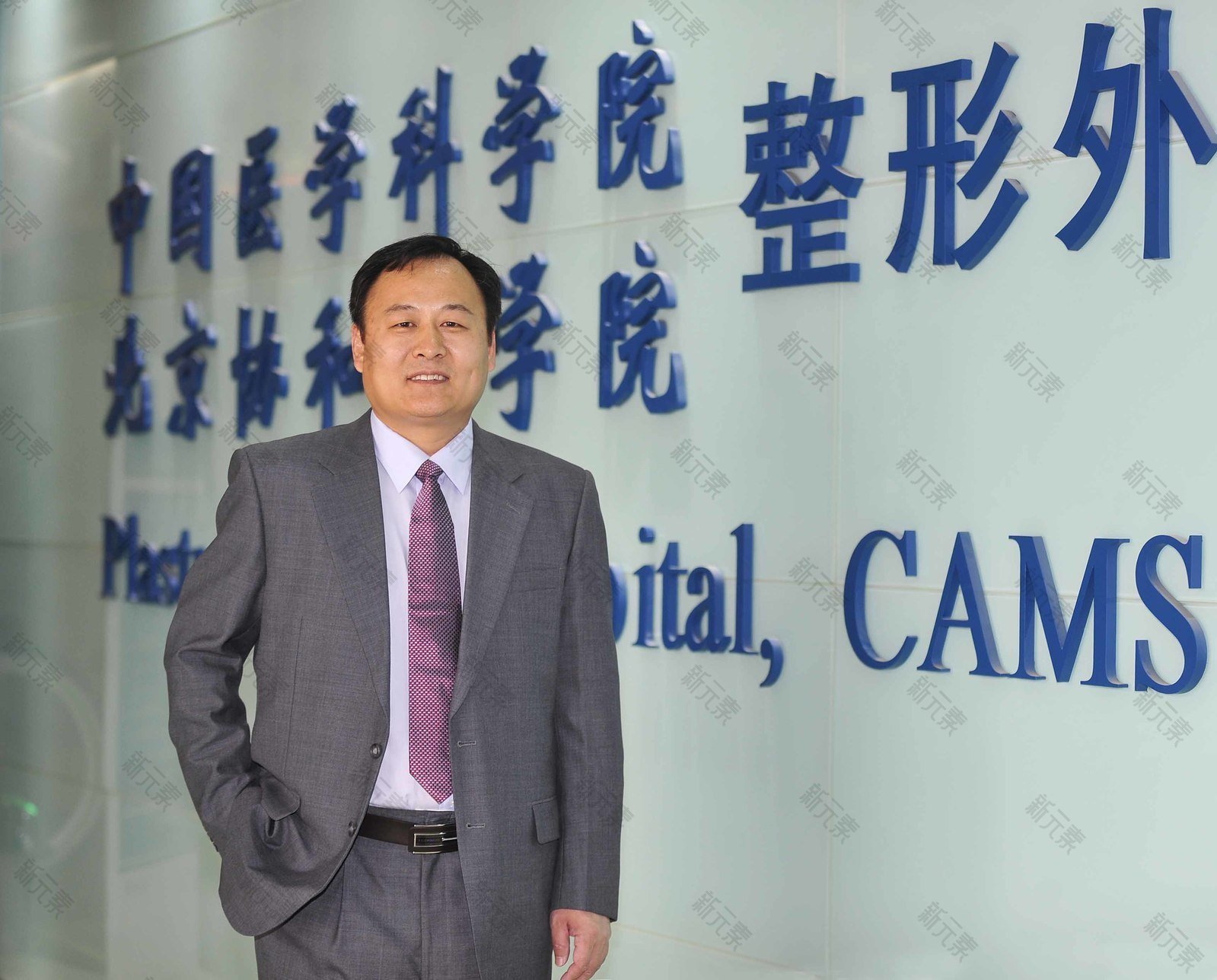 中国医学科学院整形外科医院(八大处整形医院)牛峰
