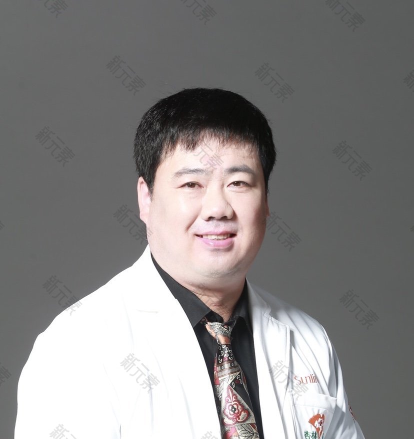 及云泽 头像