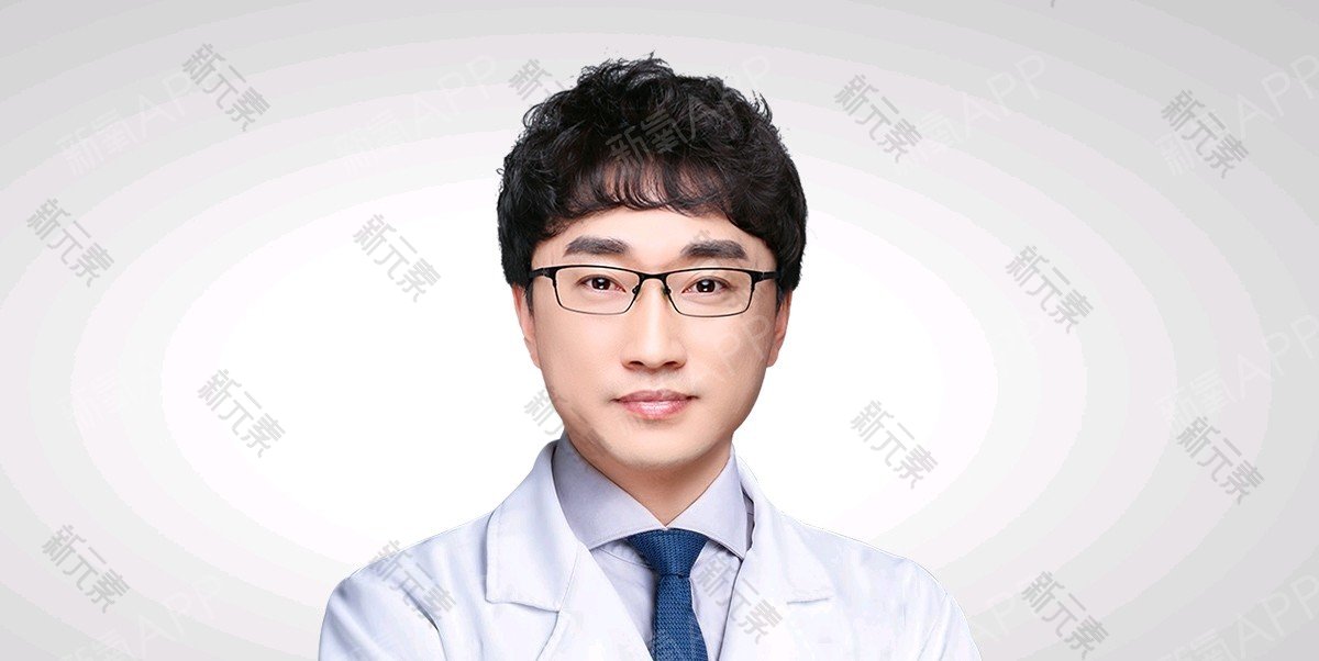 崔旭 头像