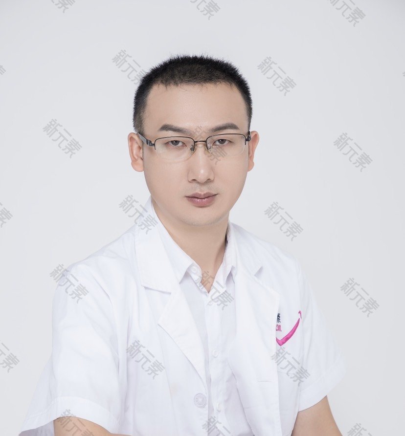 关仕圻 头像