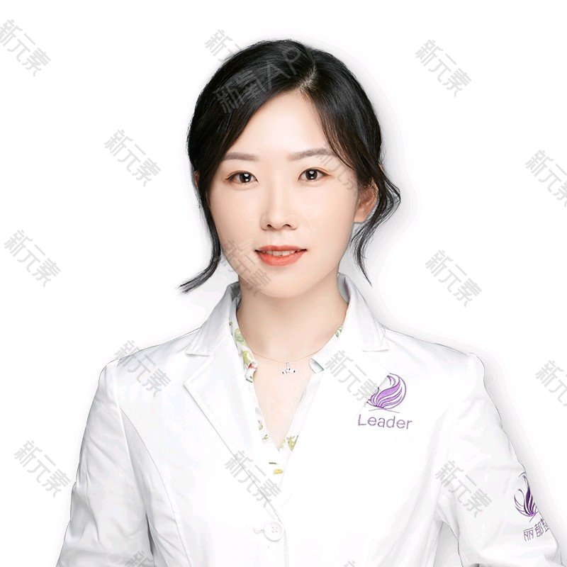 纪月红 头像
