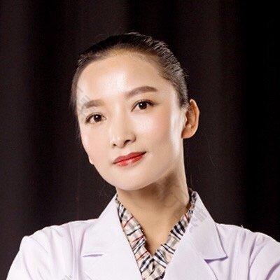 王瑛 头像