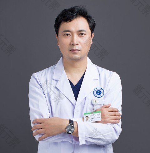 严焰坤 头像
