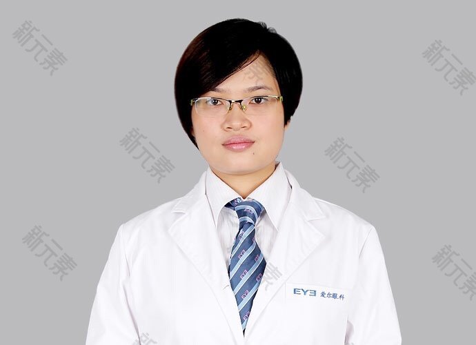 何曼莎 头像