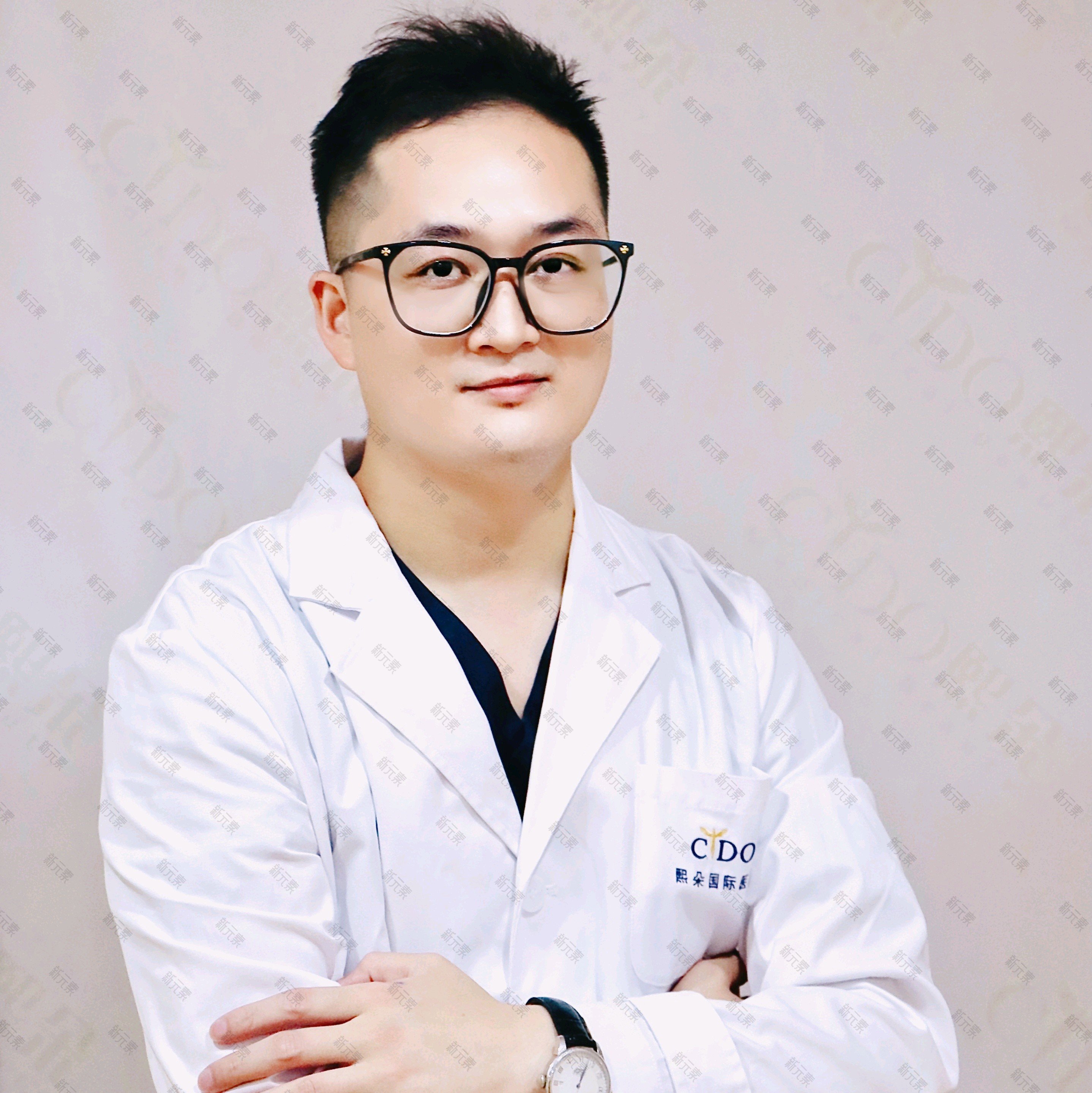 熙朵医疗美容植发连锁青岛院部伍梦